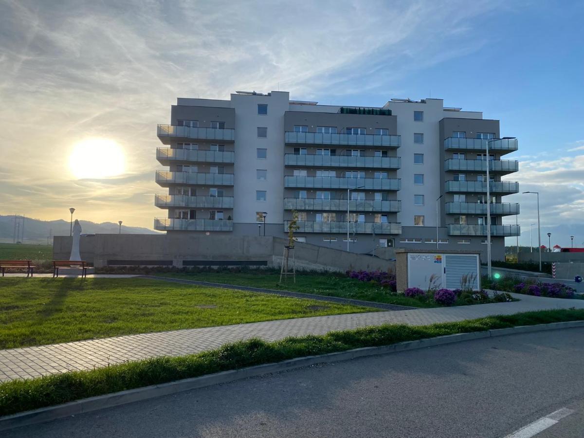 Moderny Apartman S Vyhladom Na Vysoke Tatry Poprad Ngoại thất bức ảnh