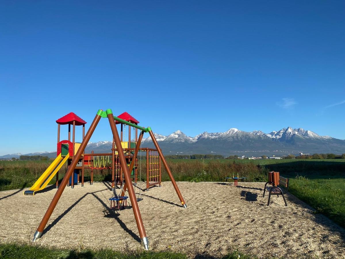 Moderny Apartman S Vyhladom Na Vysoke Tatry Poprad Ngoại thất bức ảnh