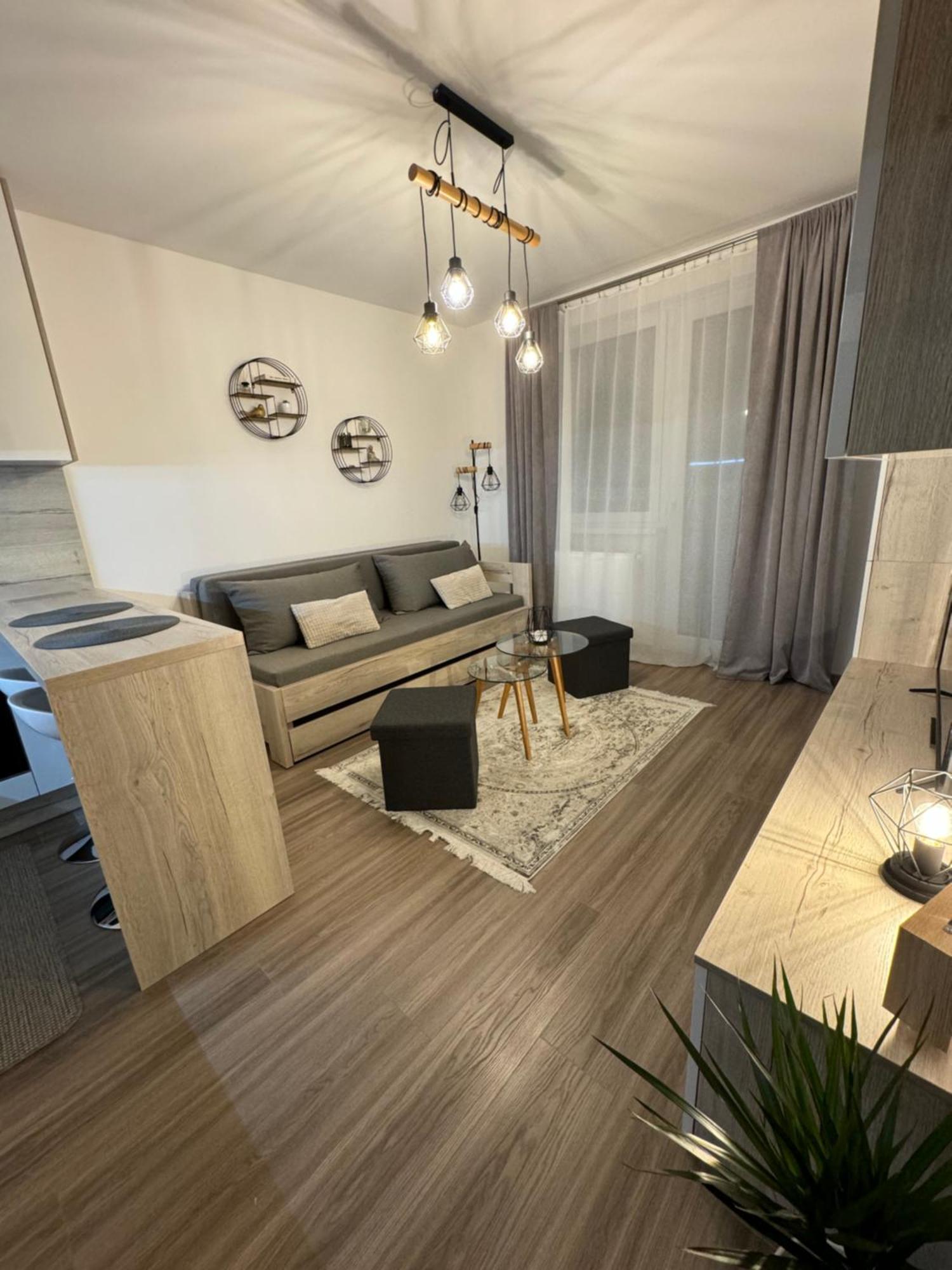 Moderny Apartman S Vyhladom Na Vysoke Tatry Poprad Ngoại thất bức ảnh